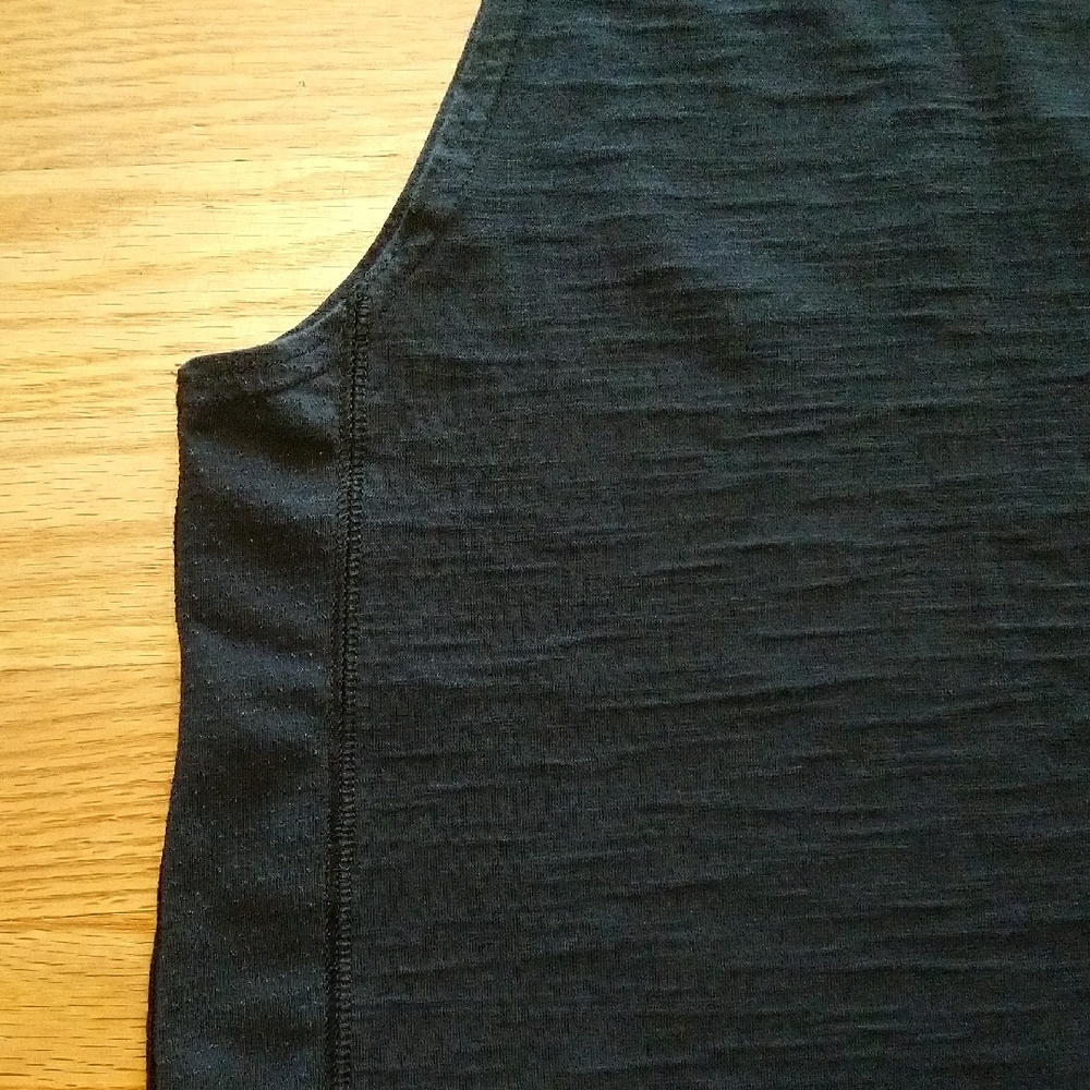 Under Armour Men's Black Tank Top - Picture 6 of 14
